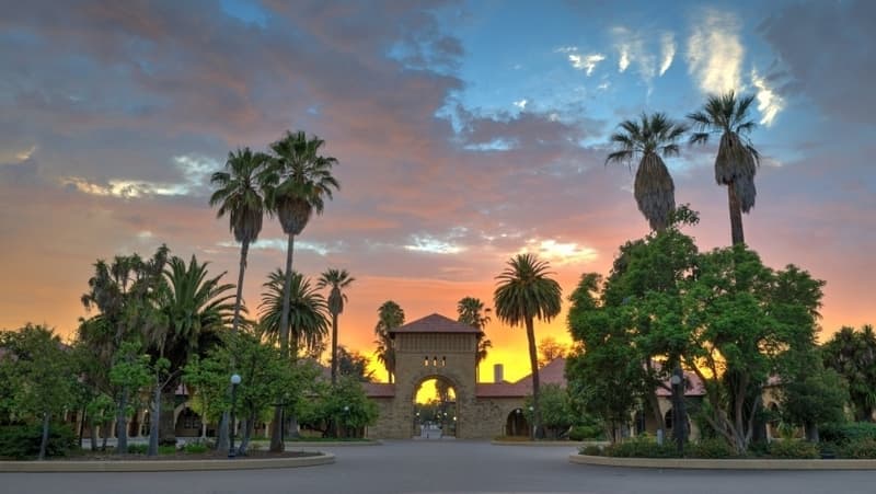Top 10 US Universities That Are NOT Ivy League